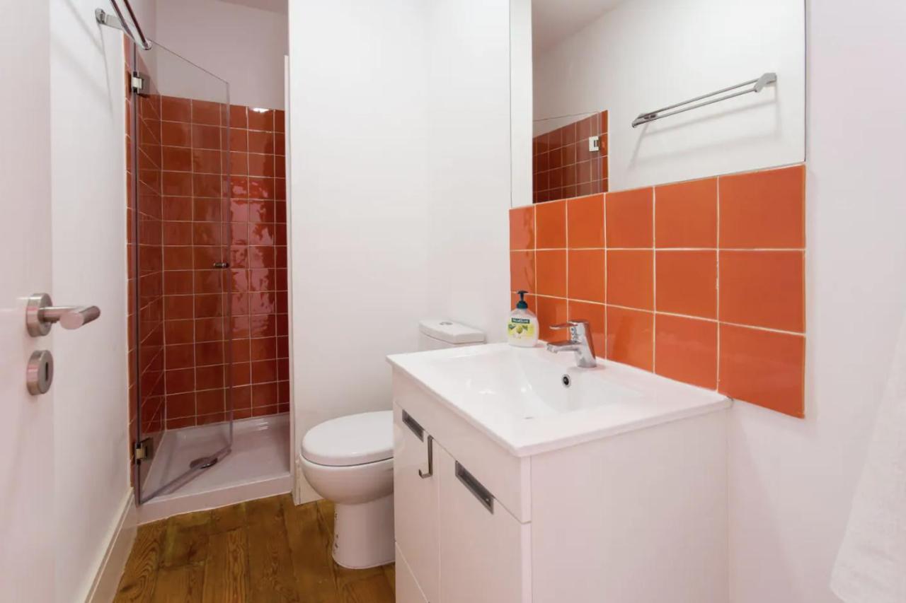 شقة Beautiful 3-Story House In Chiado With A 40M² Private Terrace Lisboa المظهر الخارجي الصورة