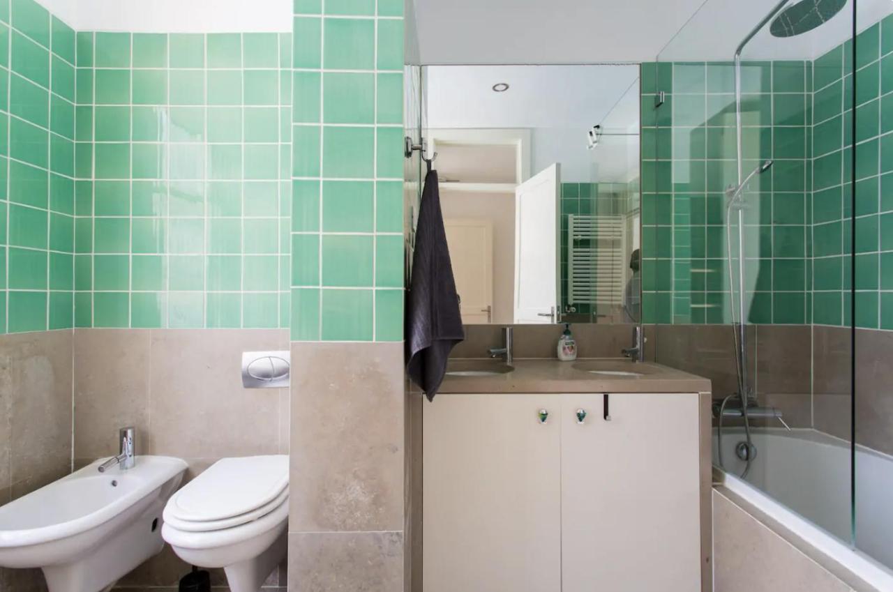 شقة Beautiful 3-Story House In Chiado With A 40M² Private Terrace Lisboa المظهر الخارجي الصورة