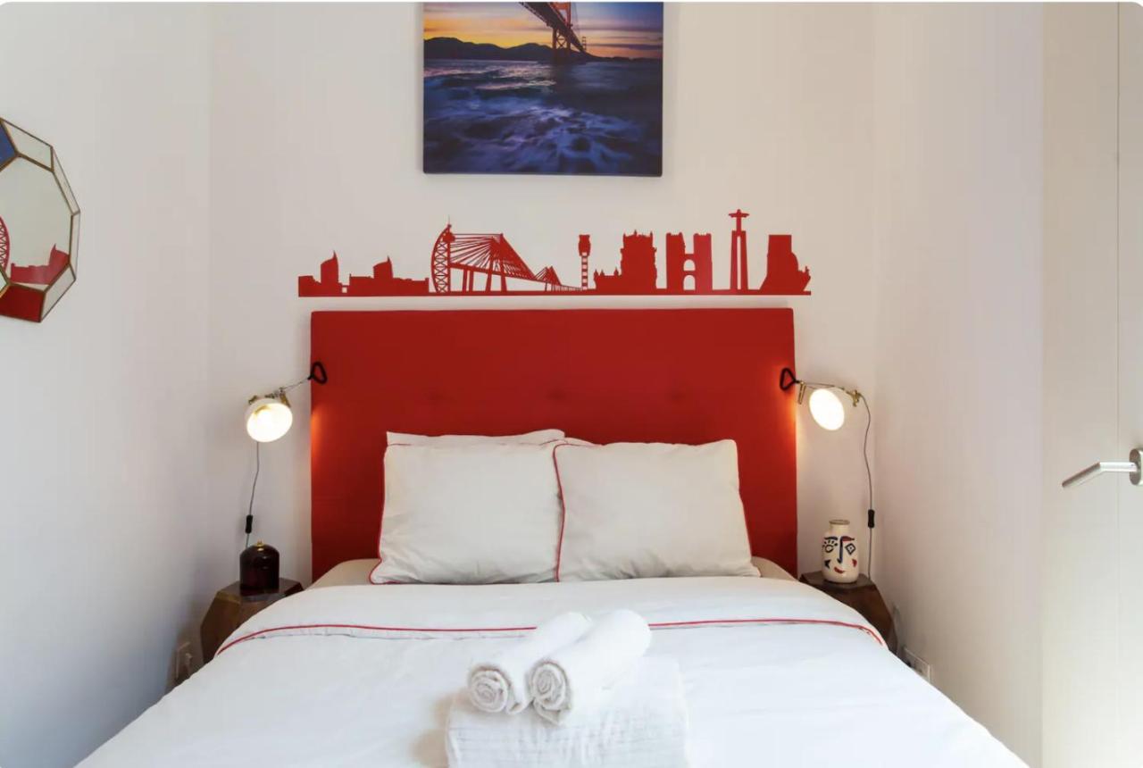 شقة Beautiful 3-Story House In Chiado With A 40M² Private Terrace Lisboa المظهر الخارجي الصورة